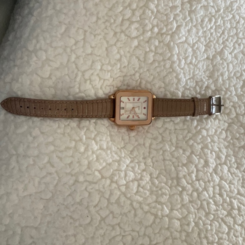 Beautiful rose gold Michele watch with lizard strap and white silicone strap